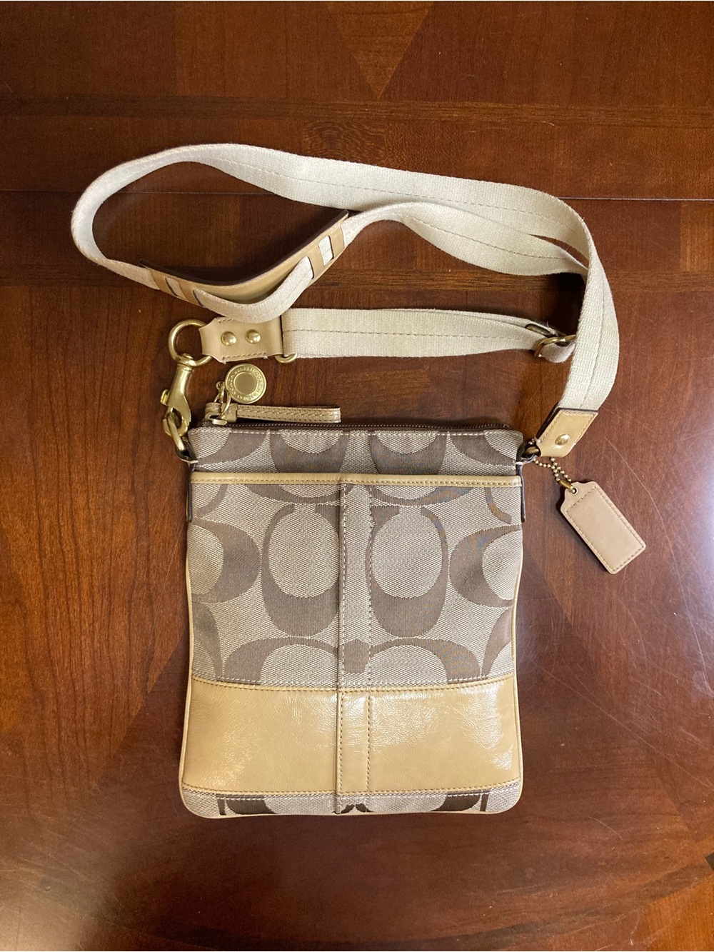 Coach Vintage Signature Jacquard Swing Pack Crossbody Bag-Yellow/Tan Tag Charm - Picture 6 of 16
